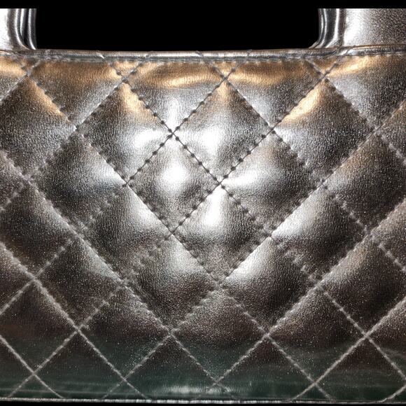 Silver Apri Handbag - Picture 4 of 6